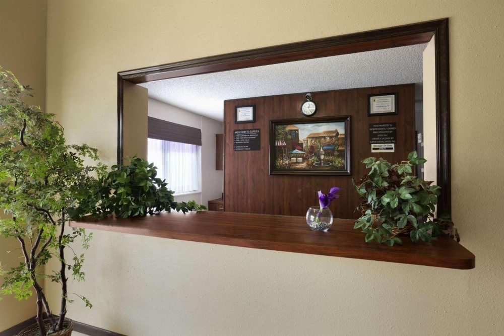 Super 8 by Wyndham Colorado Springs Airport Main image